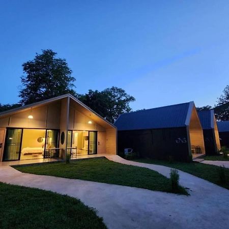 Natural Park Resort De Wang Thong Phitsanulok Exterior foto