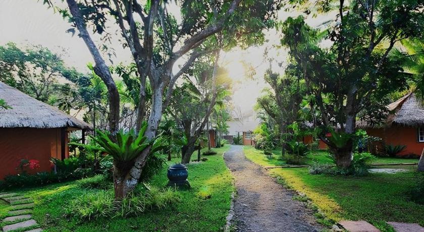 Natural Park Resort De Wang Thong Phitsanulok Exterior foto